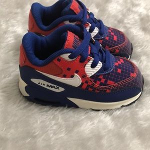 😊NWOT Toddler Nike Air Max